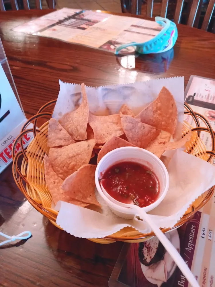 Mexican Chips with Hot Sauce